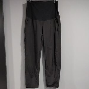 Old Navy Maternity Cropped Active Pants